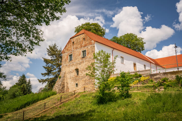 Špejchar Hvožďany